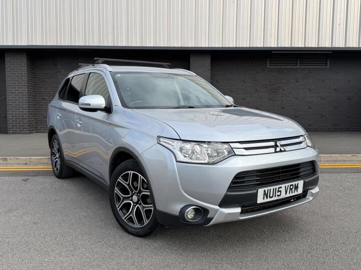 Mitsubishi Outlander 2.2 DI-D GX3 Auto 4WD Euro 5 (s/s) 5dr