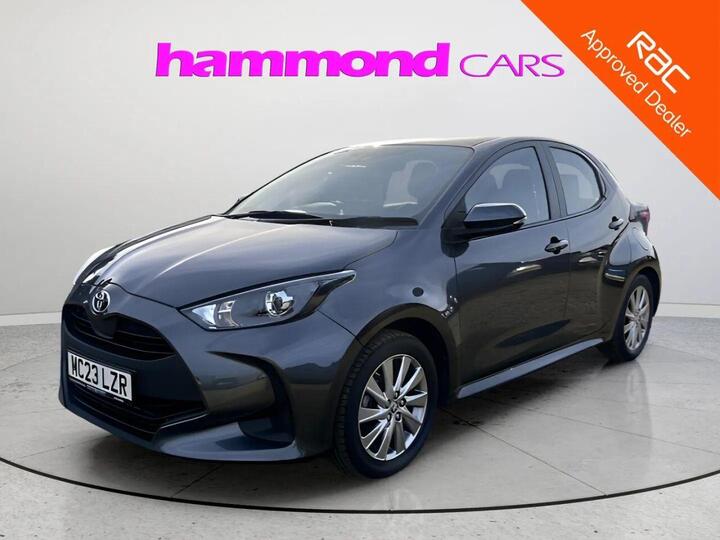 Toyota YARIS 1.5 VVT-h Icon E-CVT Euro 6 (s/s) 5dr