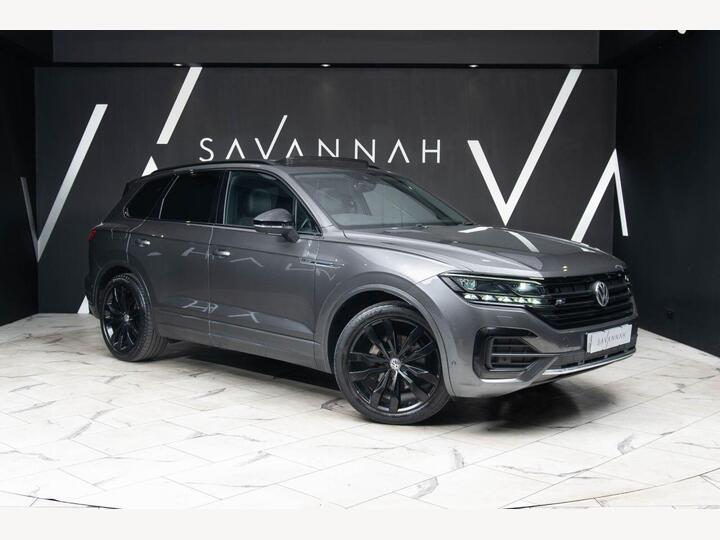 Volkswagen TOUAREG 3.0 TDI V6 Black Edition Tiptronic 4Motion Euro 6 (s/s) 5dr Volkswagen TOUAREG 3.0 TDI V6 Black Edition Tiptronic 4Motion Euro 6 (s/s) 5dr