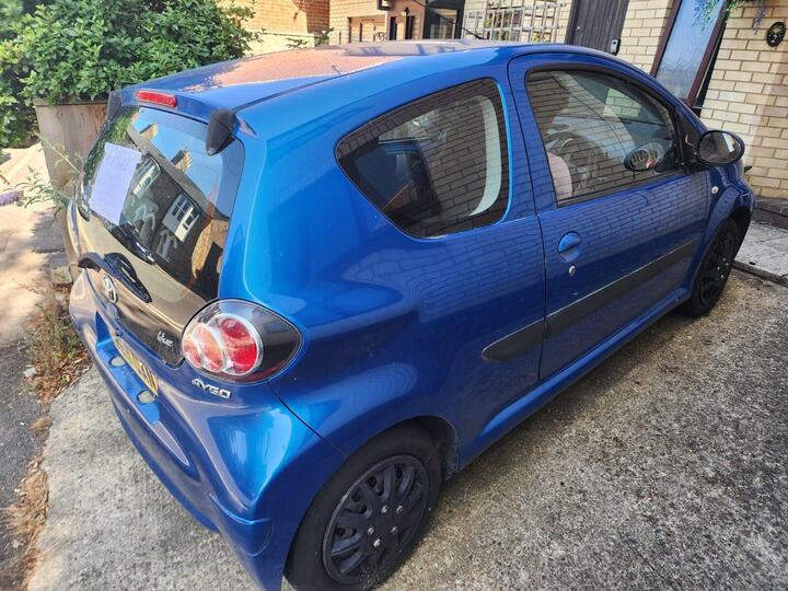 Toyota AYGO 1.0 VVT-i Blue Euro 5 3dr