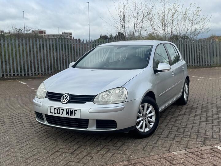 Volkswagen Golf 1.6 FSI Match 5dr