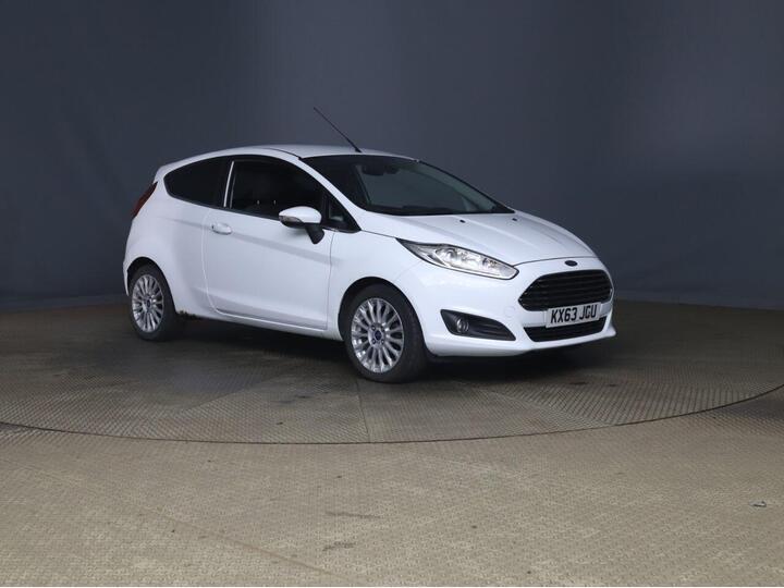 Ford FIESTA 1.0T EcoBoost Titanium Euro 5 (s/s) 3dr