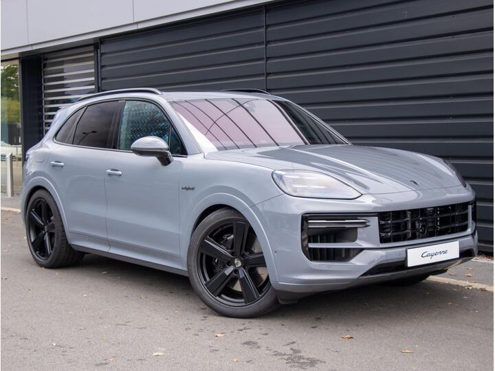 Porsche Cayenne 4.0 V8 E-Hybrid 25.9kWh Turbo TiptronicS 4WD Euro 6 (s/s) 5dr