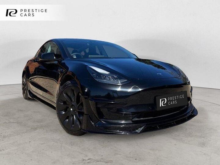 Tesla Model 3 Auto RWD 4dr