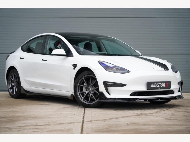 Tesla Model 3 (Dual Motor) Long Range Auto 4WDE 4dr