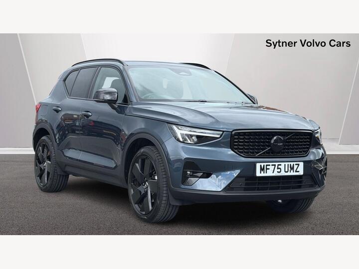 Volvo XC40 2.0 B3 MHEV Plus Black Edition DCT Auto Euro 6 (s/s) 5dr