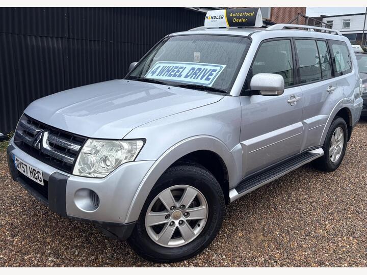 Mitsubishi Shogun 3.2 DI-DC Equippe Auto 4WD Euro 4 5dr LWB
