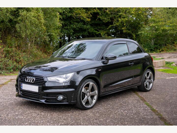 Audi A1 2.0 TDI Black Edition Euro 5 (s/s) 3dr