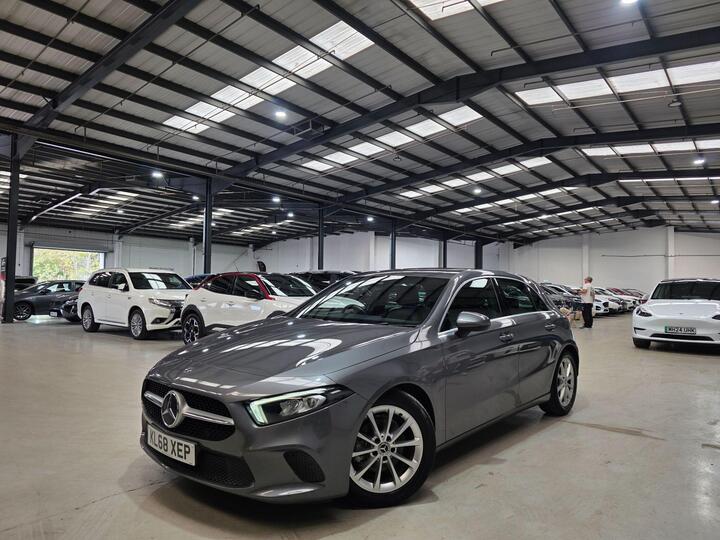 Mercedes-Benz A Class 1.5 A180d Sport 7G-DCT Euro 6 (s/s) 5dr