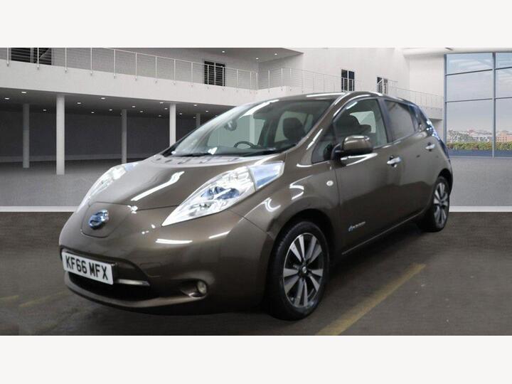 Nissan Leaf 24kWh Tekna Auto 5dr