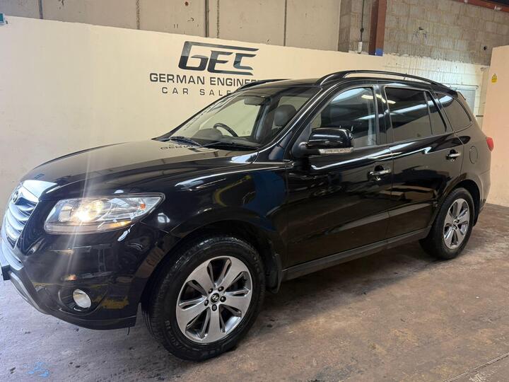 Hyundai Santa Fe 2.2 CRDi Premium Auto 4WD Euro 5 5dr (7 Seat) Hyundai Santa Fe 2.2 CRDi Premium Auto 4WD Euro 5 5dr (7 Seat)