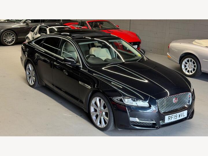 Jaguar XJ 3.0d V6 Portfolio Auto Euro 6 (s/s) 4dr