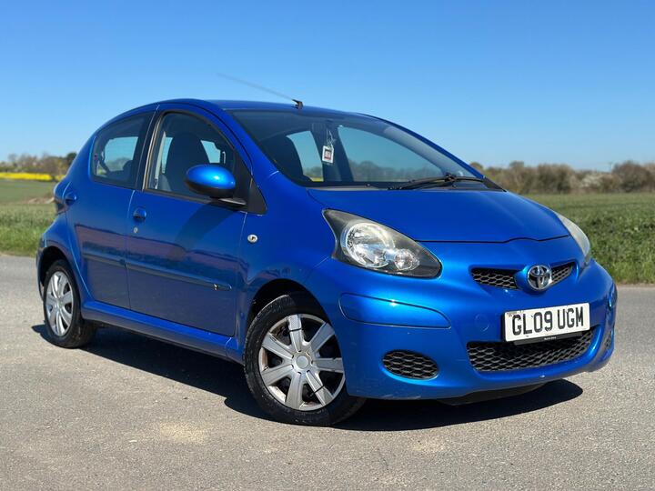 Toyota AYGO 1.0 VVT-i Blue Euro 4 5dr
