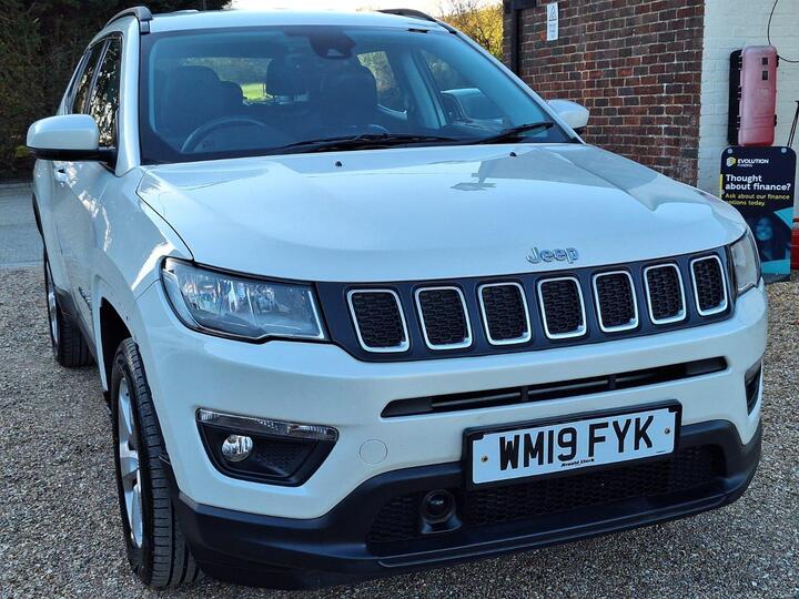 Jeep Compass 2.0 MultiJetII Longitude 4WD Euro 6 (s/s) 5dr Jeep Compass 2.0 MultiJetII Longitude 4WD Euro 6 (s/s) 5dr