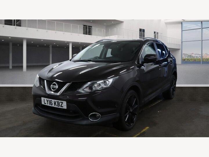 Nissan Qashqai 1.2 DIG-T Tekna XTRON 2WD Euro 6 (s/s) 5dr