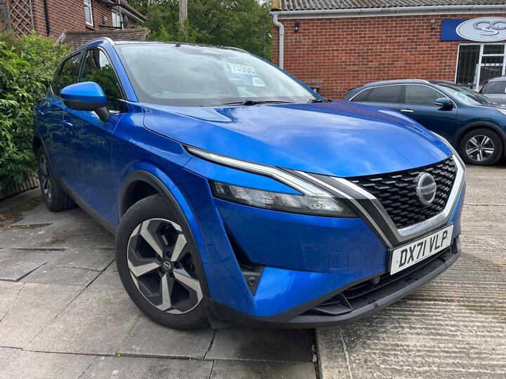 Nissan Qashqai 1.3 DIG-T MHEV N-Connecta XTRON Euro 6 (s/s) 5dr