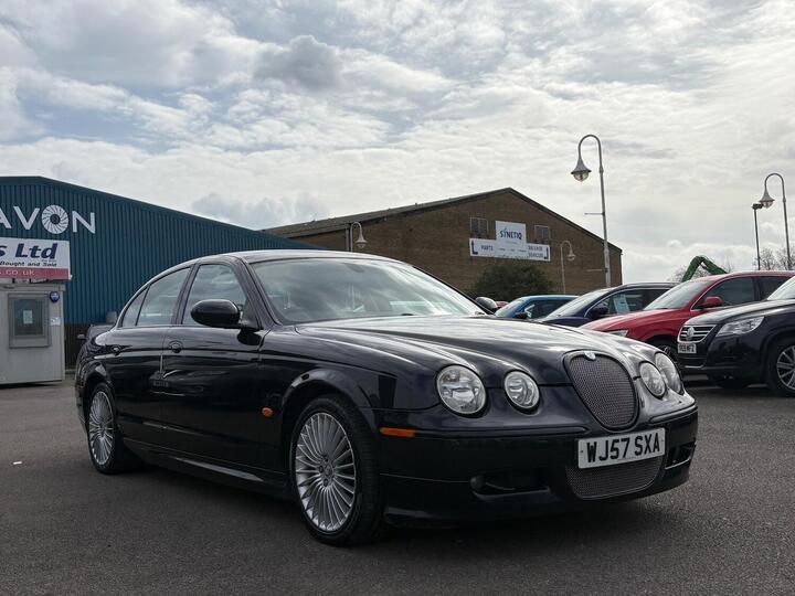 Jaguar S-TYPE 2.7d V6 XS 4dr Auto ++ LEATHER / SAT NAV / BLUETOOTH ++