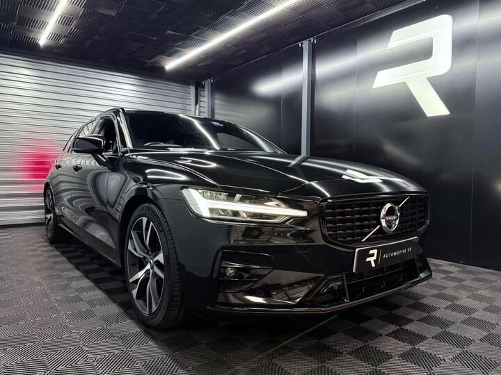 Volvo V60 2.0 B5 MHEV R-Design Auto Euro 6 (s/s) 5dr Apole CarPlay | ACC | Park Assist