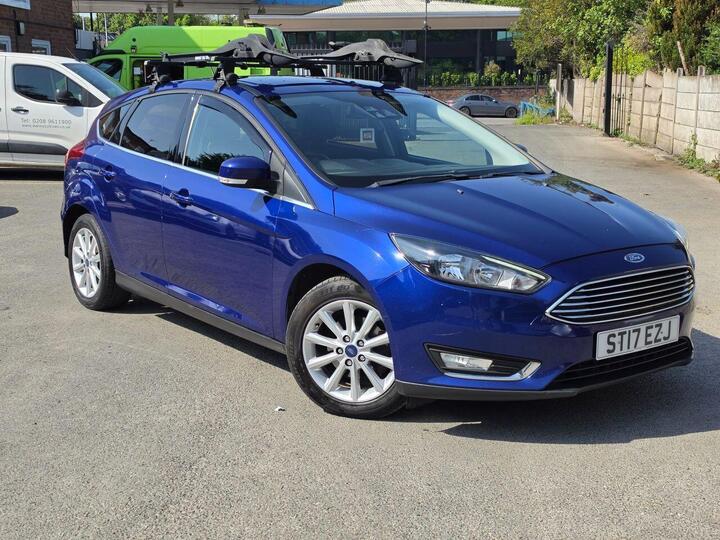 Ford FOCUS 1.0T EcoBoost Titanium Auto Euro 6 (s/s) 5dr