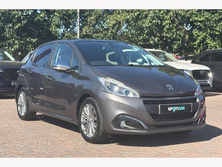 Peugeot 208 1.2 PureTech Signature Euro 6 (s/s) 5dr
