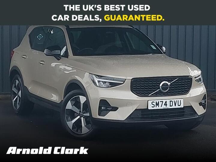 Volvo XC40 2.0 B3 MHEV Plus Dark DCT Auto Euro 6 (s/s) 5dr