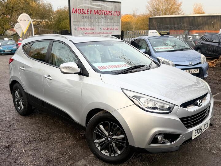 Hyundai Ix35 2.0 CRDi SE Auto 4WD Euro 5 5dr (Nav) Hyundai Ix35 2.0 CRDi SE Auto 4WD Euro 5 5dr (Nav)