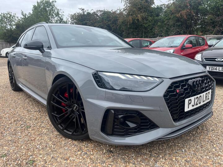 Audi RS4 Avant 2.9 TFSI V6 Carbon Black Tiptronic Quattro Euro 6 (s/s) 5dr Audi RS4 Avant 2.9 TFSI V6 Carbon Black Tiptronic Quattro Euro 6 (s/s) 5dr