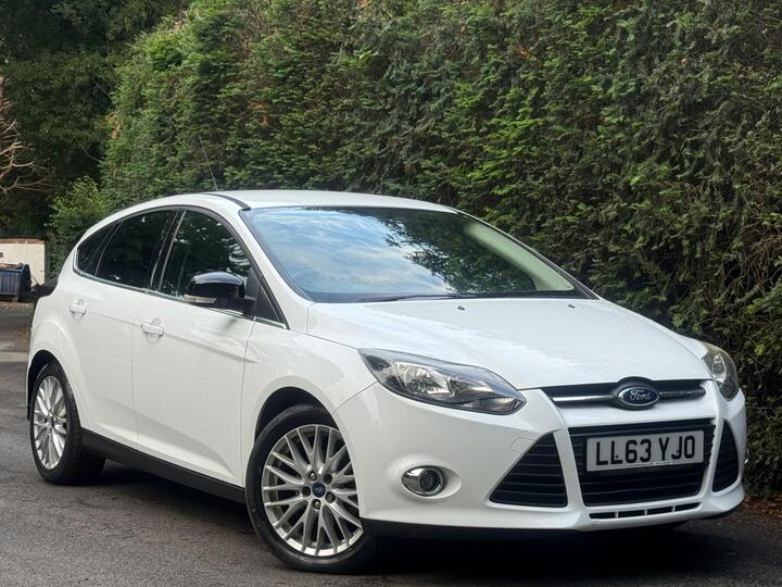 Ford Focus 1.6 Zetec Powershift Euro 5 5dr