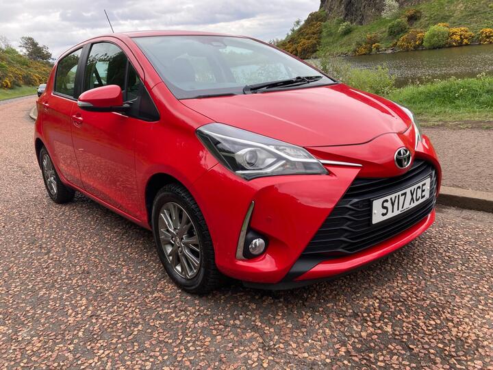 Toyota Yaris 1.5 VVT-i Icon Tech Euro 6 5dr