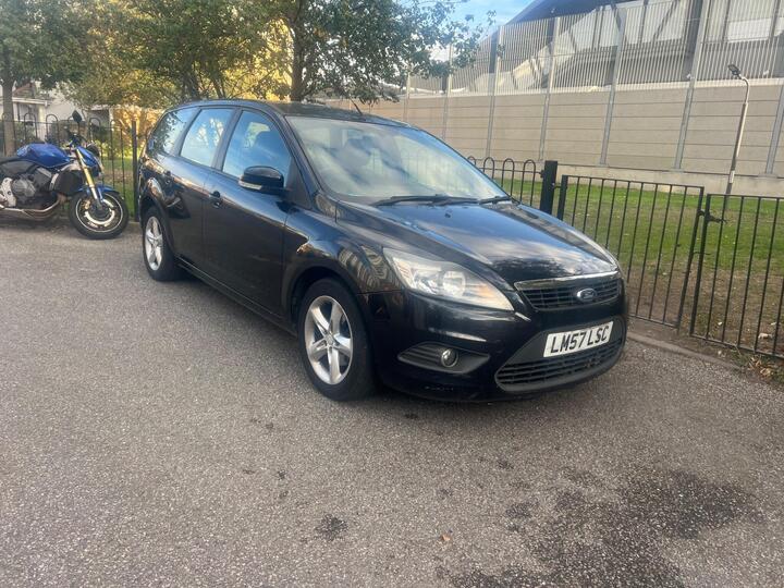 Ford Focus 1.6 Zetec 5dr