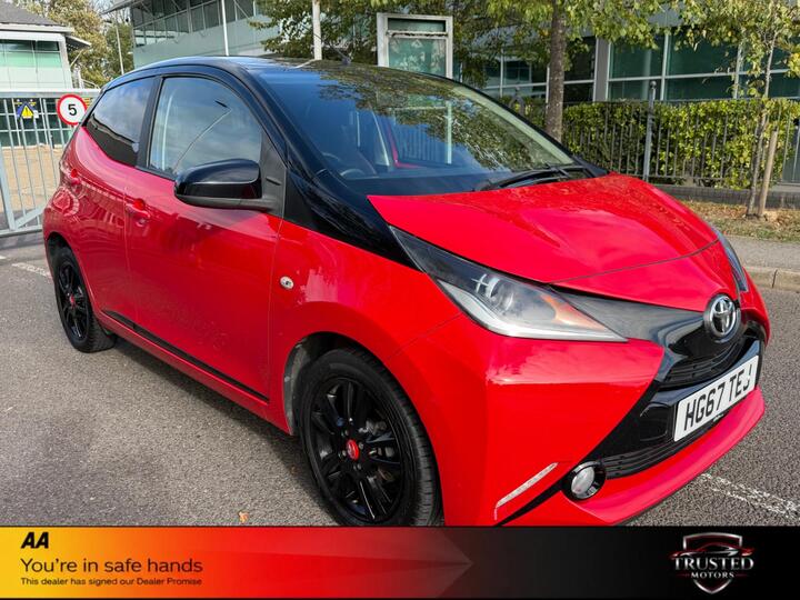 Toyota AYGO 1.0 VVT-i X-cite 4 Red Bi-Tone X-shift Euro 6 5dr