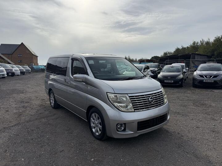 Nissan ELGRAND 3.5 V6 | XL | Nissan ELGRAND 3.5 V6 | XL |