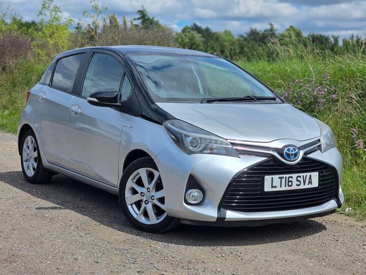 Toyota Yaris 1.5 VVT-h Excel E-CVT Euro 6 5dr (15in Alloy)