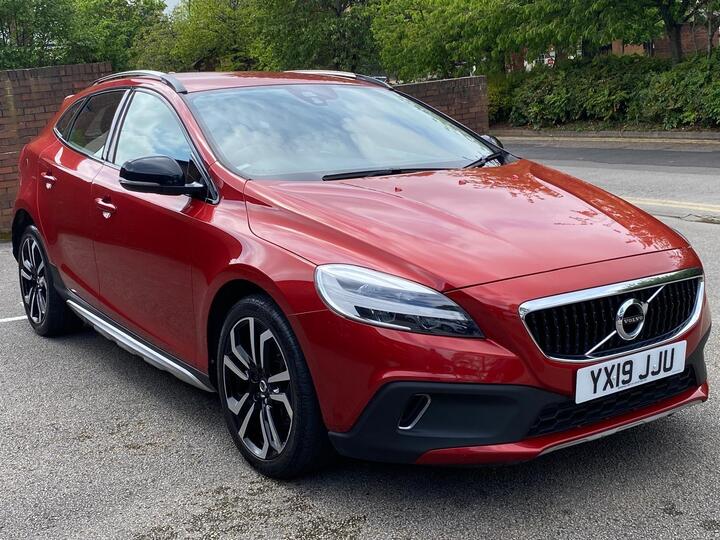 Volvo V40 Cross Country 1.5 T3 GPF Pro Auto Euro 6 (s/s) 5dr