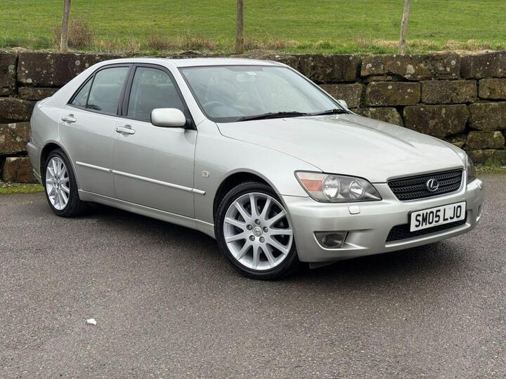 Lexus IS 2.0 200 SE 4dr
