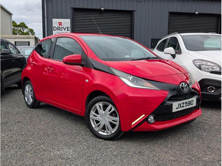 Toyota AYGO 1.0 VVT-i X-pression X-wave Euro 5 5dr Euro 5