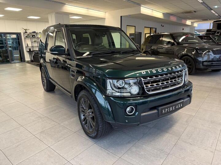 Land Rover DISCOVERY 4 3.0 SD V6 Graphite Auto 4WD Euro 6 (s/s) 5dr Land Rover DISCOVERY 4 3.0 SD V6 Graphite Auto 4WD Euro 6 (s/s) 5dr