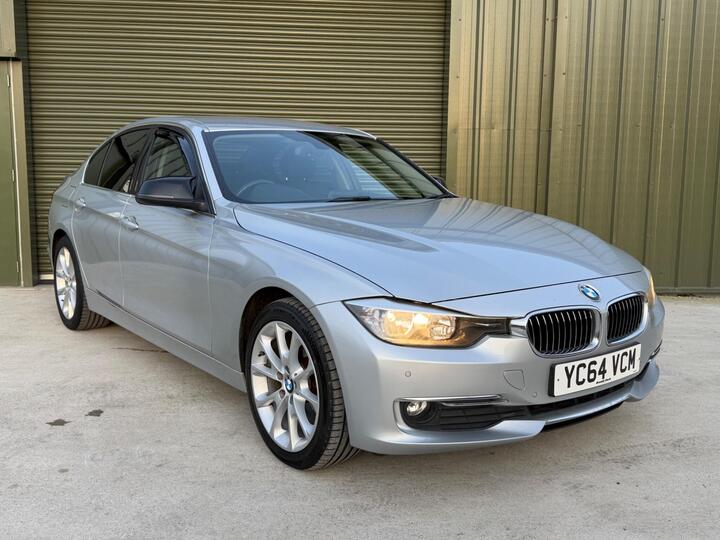BMW 3 Series 2.0 320d Luxury Auto Euro 5 (s/s) 4dr BMW 3 Series 2.0 320d Luxury Auto Euro 5 (s/s) 4dr