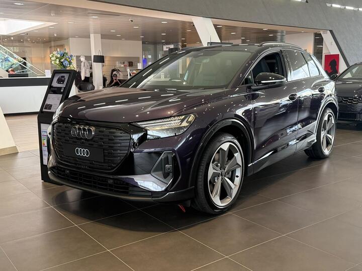 Audi Q4 E-tron 45 Black Edition Auto 5dr 82kWh