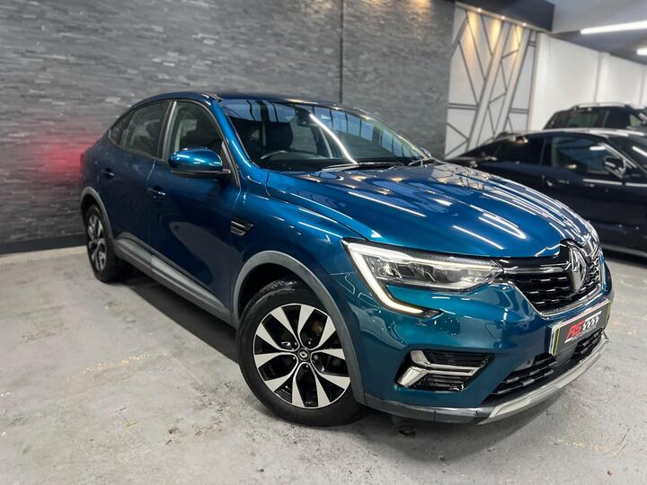 Renault Arkana 1.6 E-TECH Iconic Auto 2WD Euro 6 (s/s) 5dr Renault Arkana 1.6 E-TECH Iconic Auto 2WD Euro 6 (s/s) 5dr