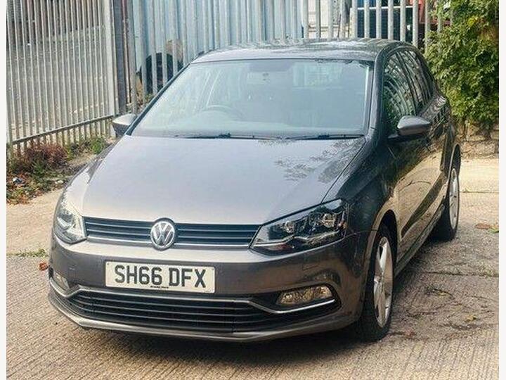 Volkswagen Polo 1.0 TSI BlueMotion Tech SEL Euro 6 (s/s) 5dr