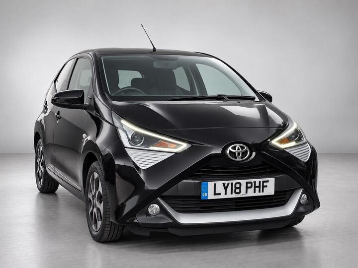 Toyota AYGO 1.0 VVT-i X-plore X-shift Euro 6 5dr
