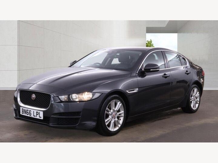 Jaguar XE 2.0d Prestige Auto Euro 6 (s/s) 4dr