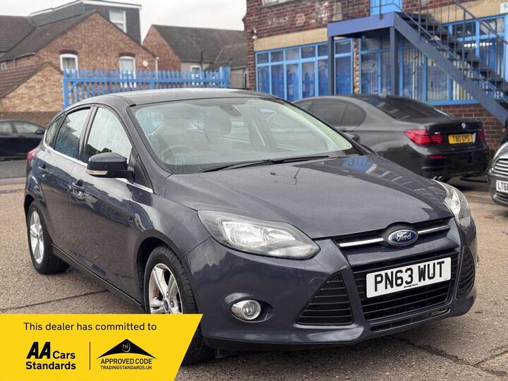 Ford Focus 1.6 Zetec Powershift Euro 5 5dr