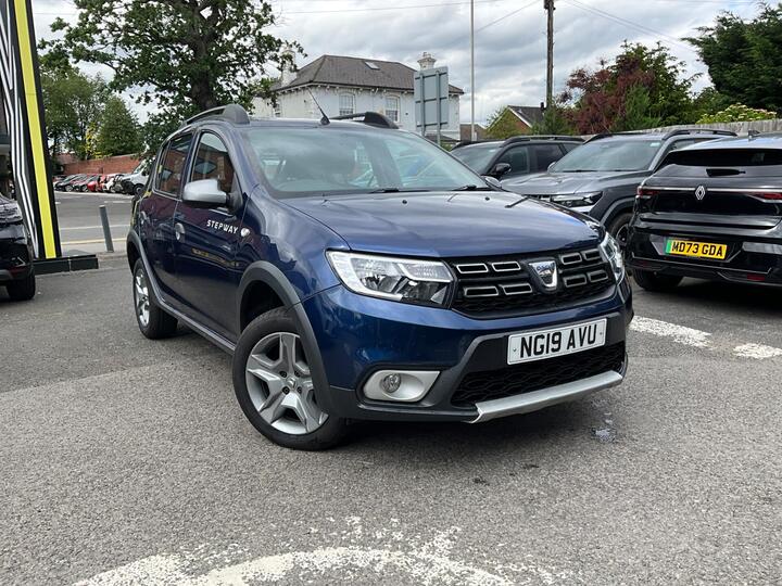 Dacia Sandero Stepway 0.9 TCe Essential Euro 6 (s/s) 5dr