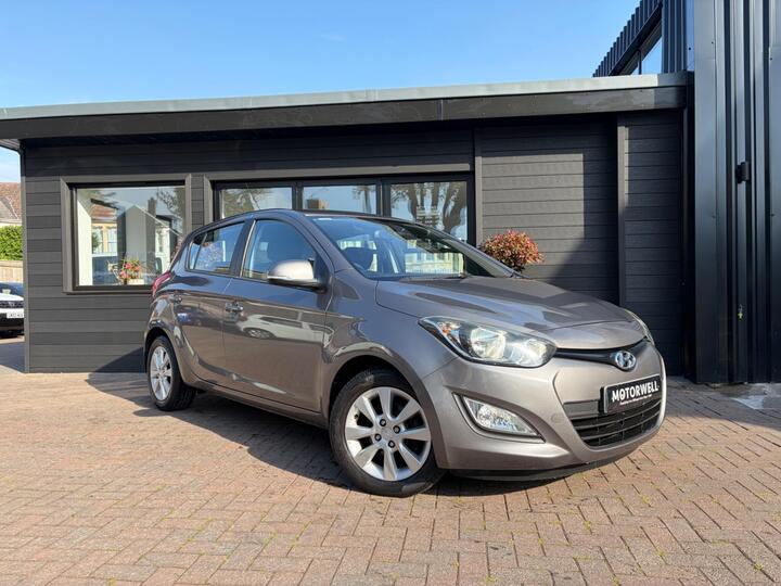 Hyundai I20 1.4 Active Auto Euro 5 5dr Hyundai I20 1.4 Active Auto Euro 5 5dr