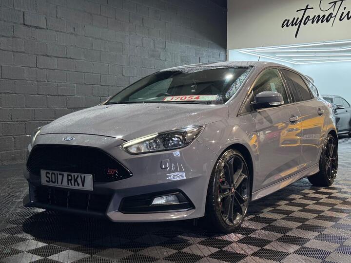 Ford Focus 2.0T EcoBoost ST-3 Euro 6 (s/s) 5dr