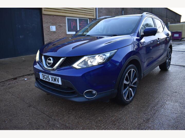 Nissan Qashqai 1.2 DIG-T Tekna XTRON 2WD Euro 5 (s/s) 5dr