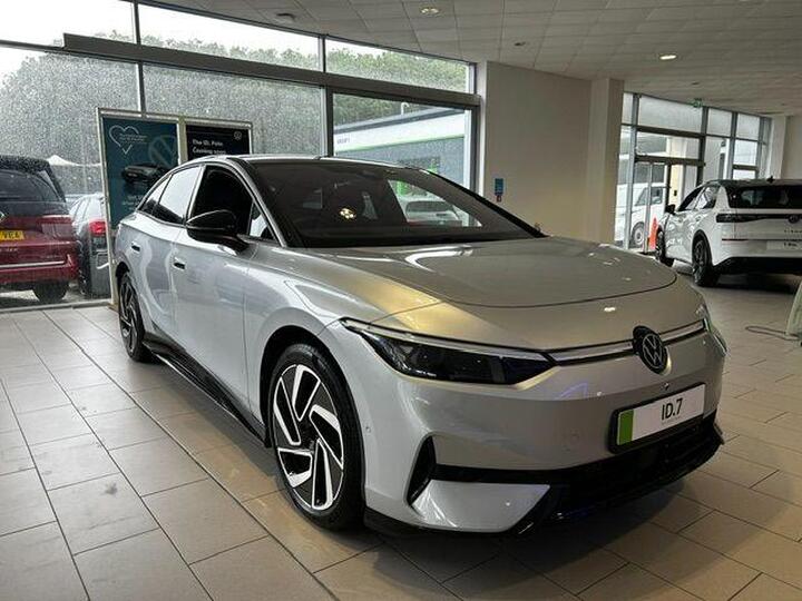 Volkswagen ID.7 Pro S 86kWh Match Plus Fastback Auto 5dr