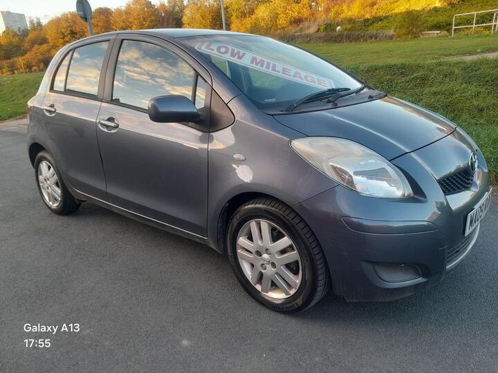 Toyota Yaris 1.33 Dual VVT-i TR Euro 4 (s/s) 5dr
